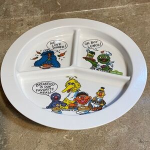 Sesame Street Divided Plate 9x9